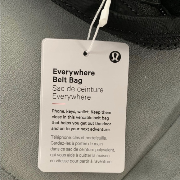NEW LULULEMON EVERYWHERE BELT BAG IN BLACK WITH WHITE LOGO - Picture 10 of 10